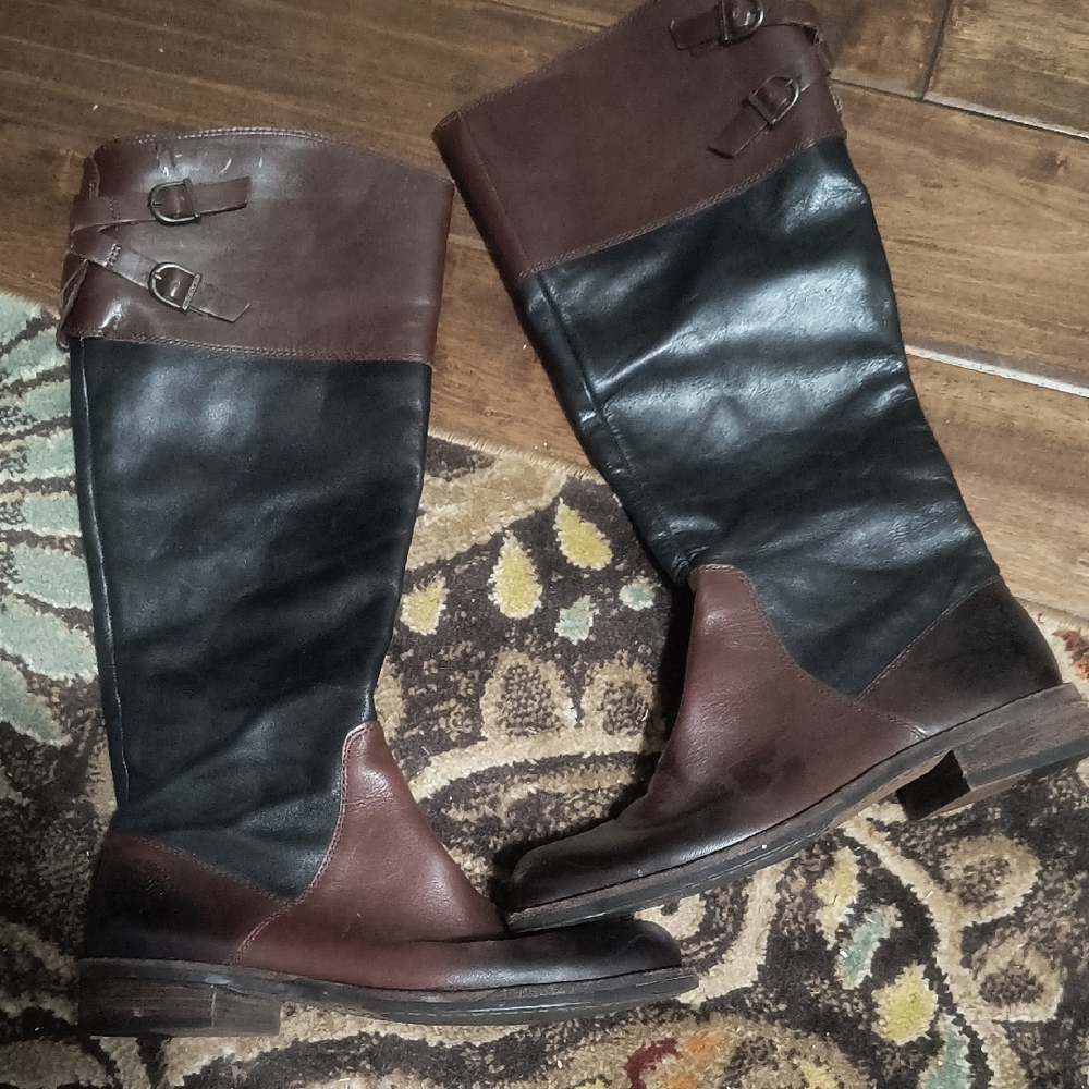 Vince Camuto Brown and Black Leather Detail Rising Boots Like New